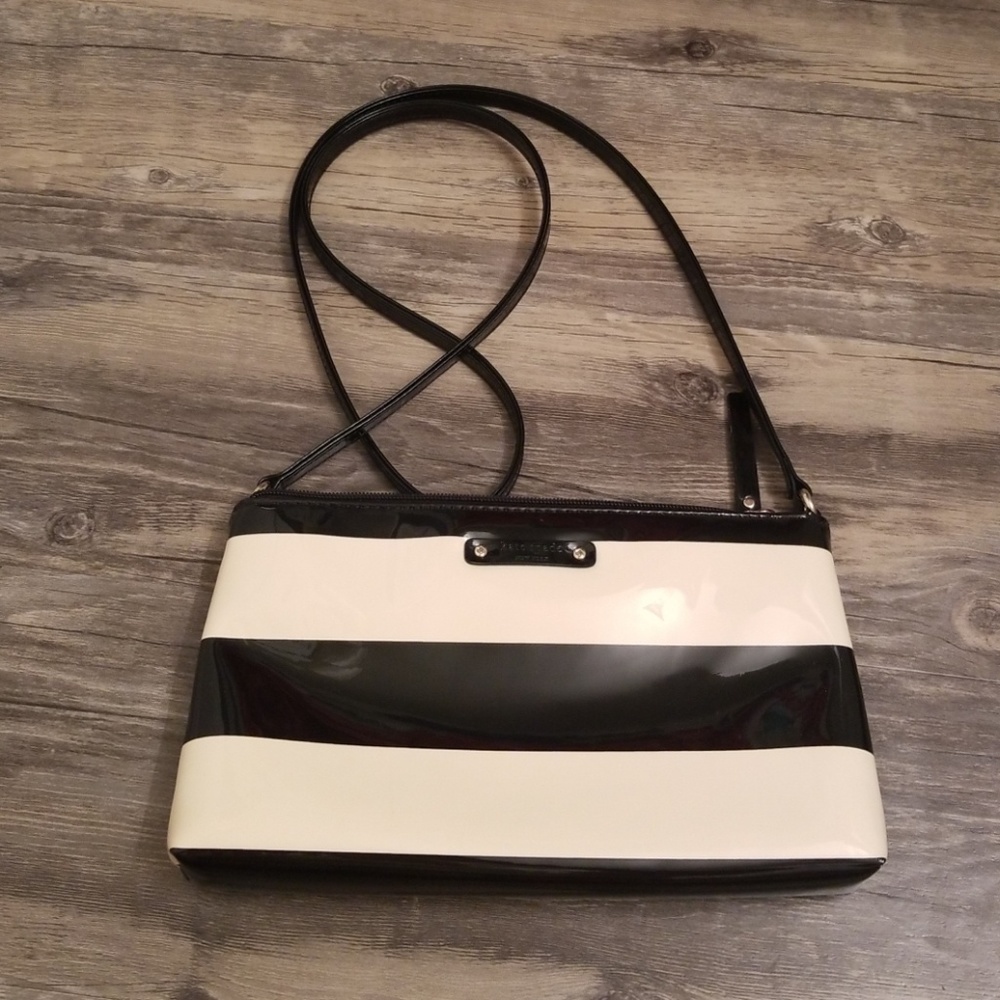 Kate Spade Penn Valley Amy Stripped Crossbody